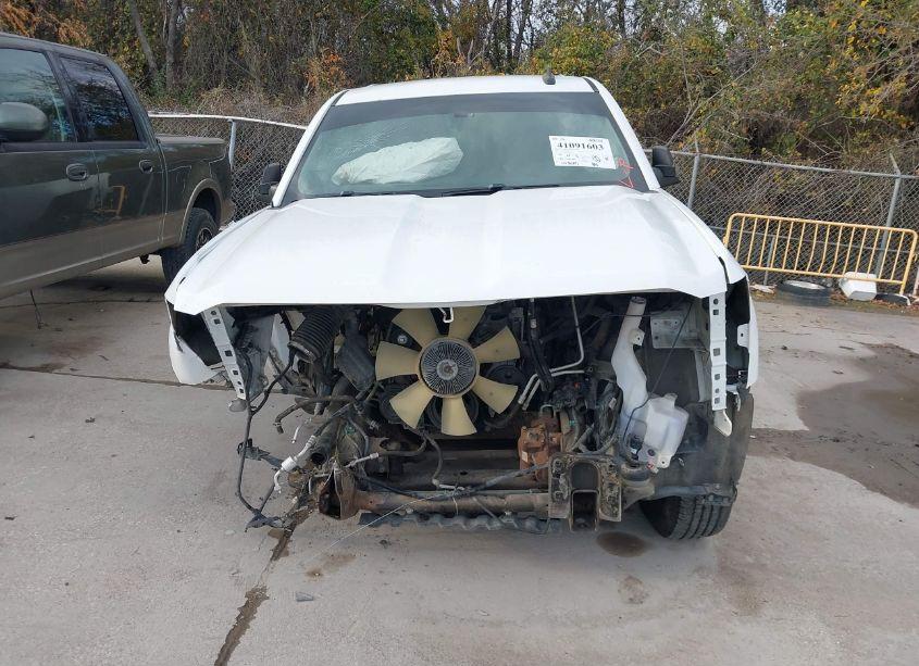 Photo 11 of 2015 Chevrolet Silverado 2500HD WT (VIN 1GC1CUEG8FF503001)