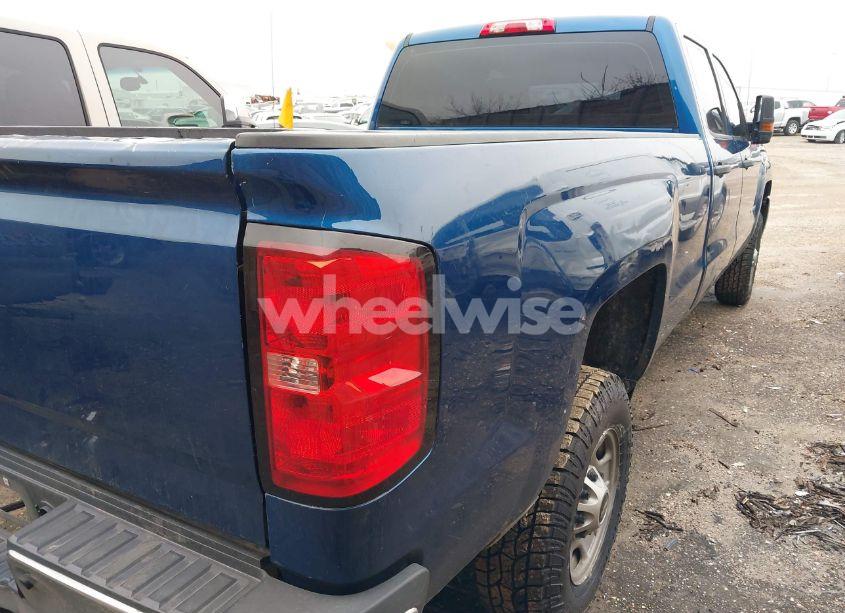 Photo 4 of 2017 Chevrolet Silverado 2500HD WT (VIN 1GC1CUEGXHF234082)