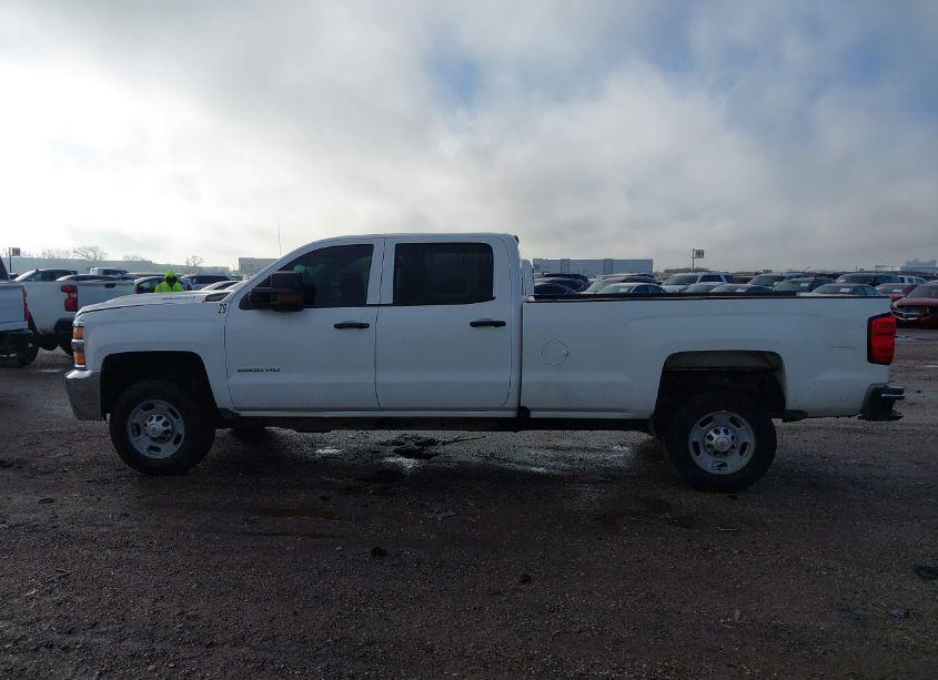 Photo 14 of 2018 Chevrolet Silverado 2500HD WT (VIN 1GC1CUEY1JF246913)