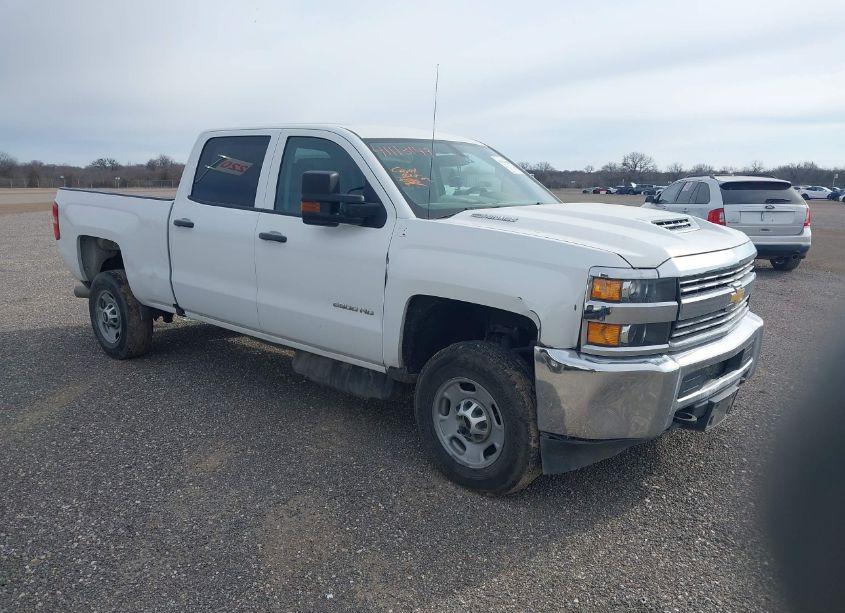 2017 Chevrolet Silverado 2500HD WT (VIN 1GC1CUEY3HF215091) main photo
