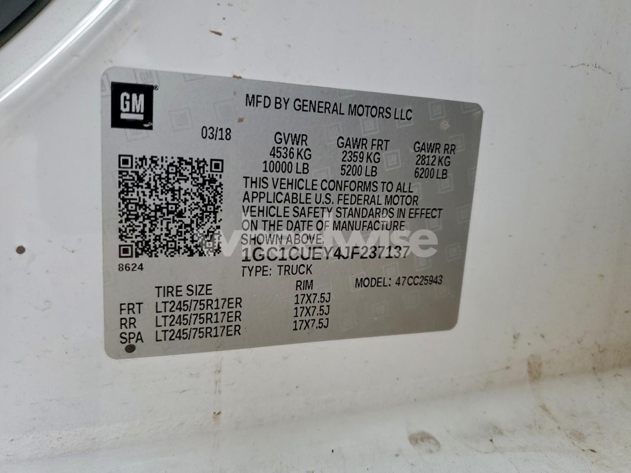 Photo 12 of 2018 CHEVROLET SILVERADO C2500 HEAVY DUTY (VIN 1GC1CUEY4JF237137)