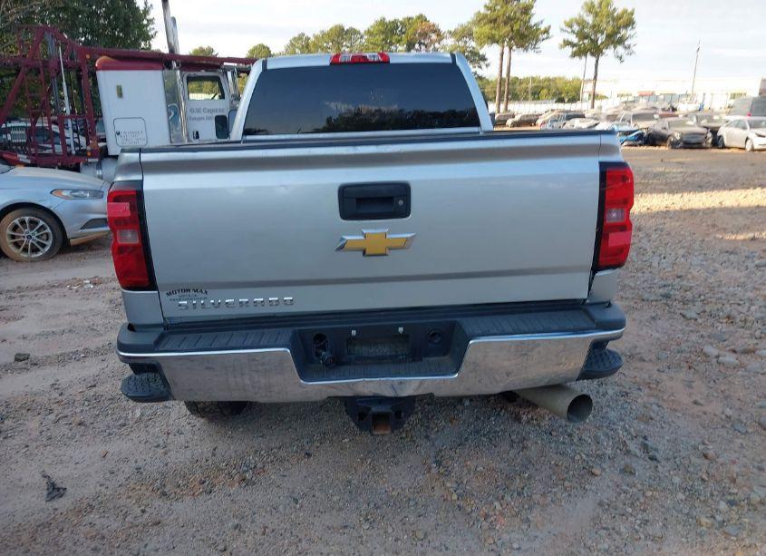 Photo 16 of 2017 Chevrolet Silverado 2500HD WT (VIN 1GC1CUEY9HF155608)