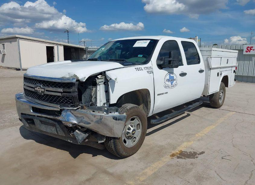 Photo 2 of 2011 Chevrolet Silverado 2500HD WORK TRUCK (VIN 1GC1CVCG3BF196422)