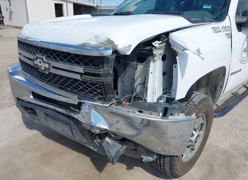 Photo 6 of 2011 Chevrolet Silverado 2500HD WORK TRUCK (VIN 1GC1CVCG3BF196422)