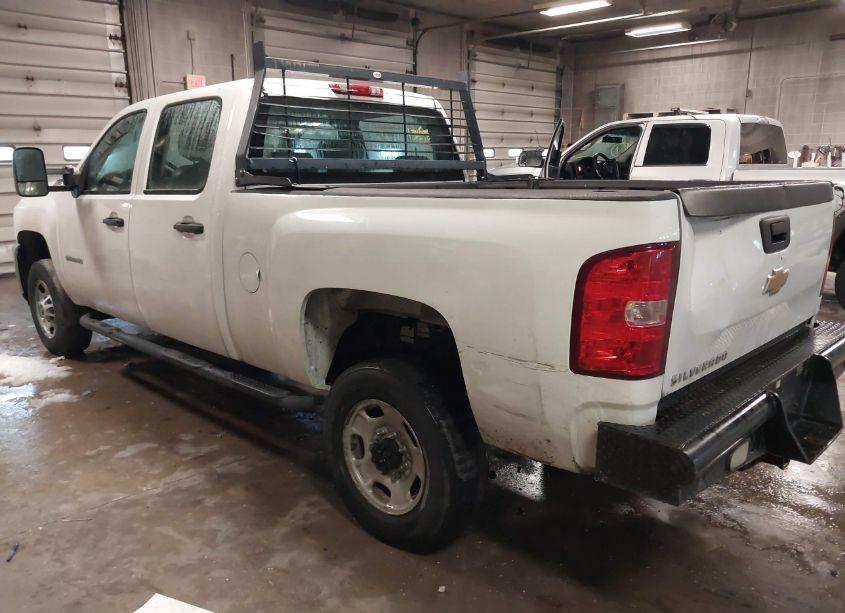 Photo 3 of 2013 Chevrolet Silverado 2500HD WORK TRUCK (VIN 1GC1CVCGXDF124605)