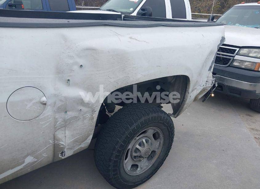 Photo 17 of 2014 Chevrolet Silverado 2500HD WORK TRUCK (VIN 1GC1CVCGXEF116392)