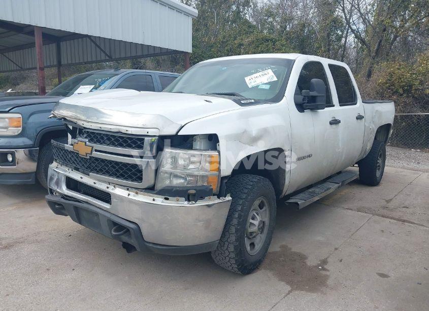 Photo 2 of 2014 Chevrolet Silverado 2500HD WORK TRUCK (VIN 1GC1CVCGXEF116392)