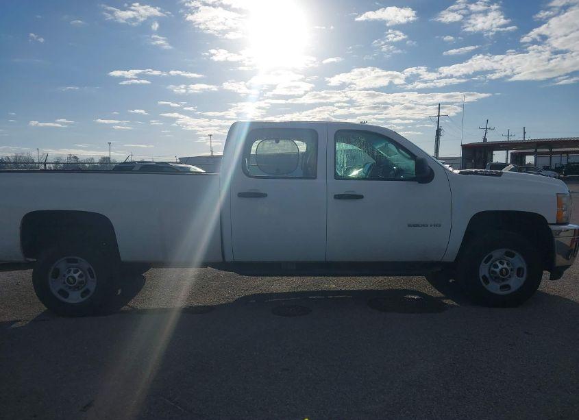 Photo 14 of 2014 Chevrolet Silverado 2500HD WORK TRUCK (VIN 1GC1CVCGXEF148548)