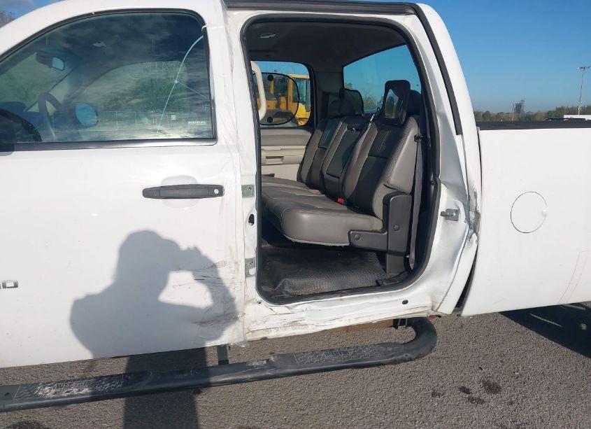 Photo 6 of 2014 Chevrolet Silverado 2500HD WORK TRUCK (VIN 1GC1CVCGXEF148548)