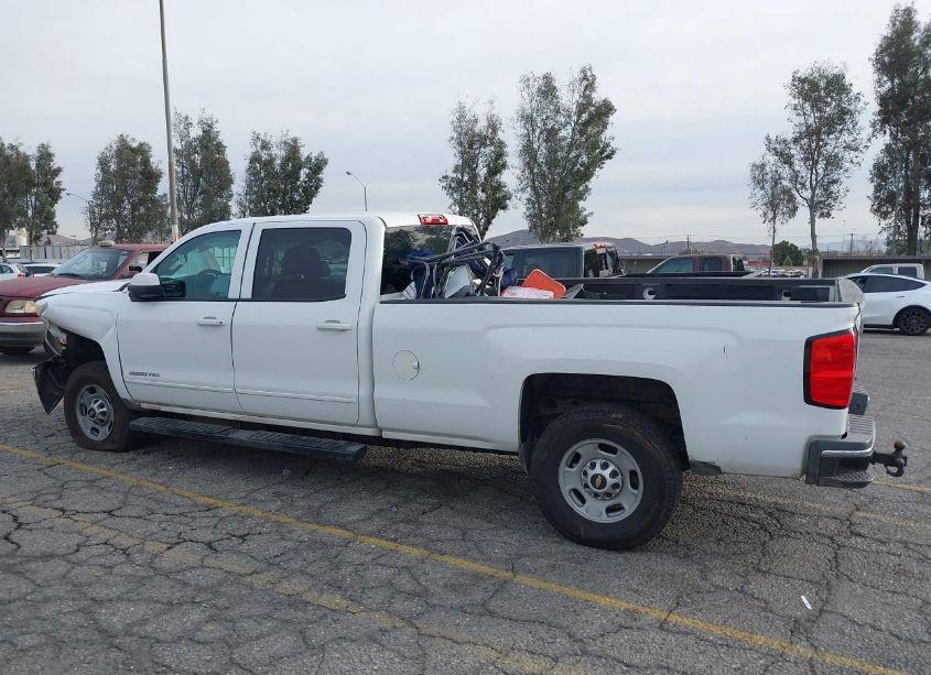 Photo 14 of 2015 Chevrolet Silverado 2500HD LT (VIN 1GC1CVEG2FF511777)