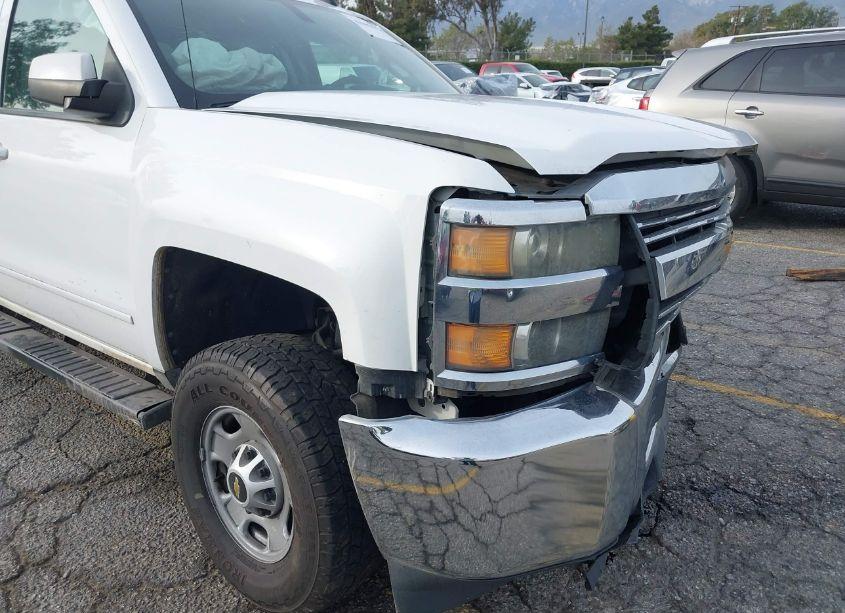 Photo 17 of 2015 Chevrolet Silverado 2500HD LT (VIN 1GC1CVEG2FF511777)