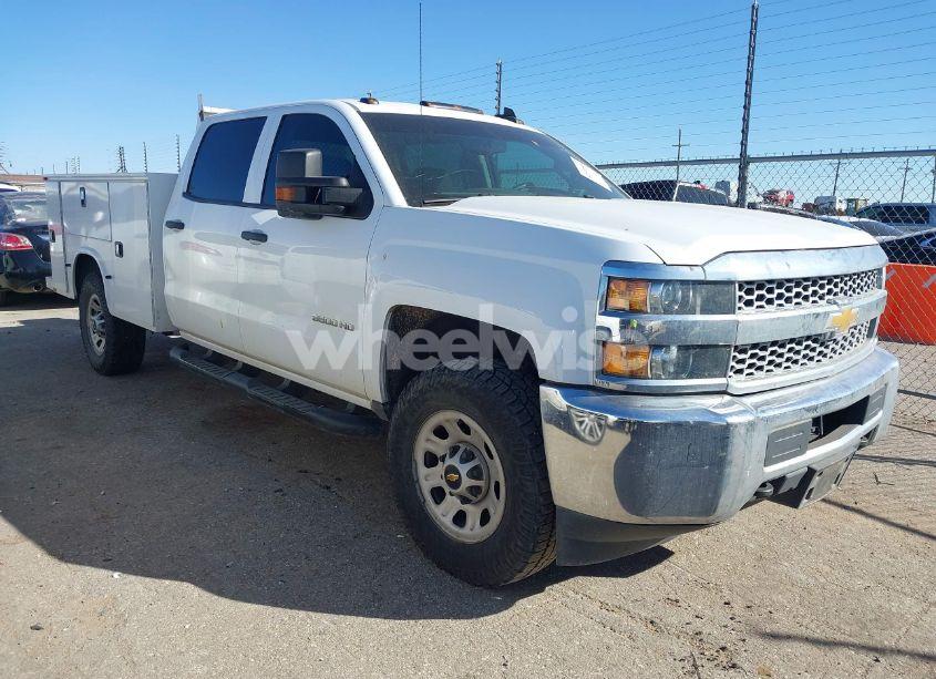 2019 Chevrolet Silverado 3500HD WT (VIN 1GC1CVEG7KF126953) main photo