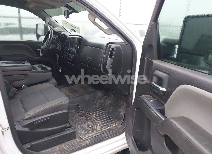 Photo 5 of 2019 Chevrolet Silverado 3500HD WT (VIN 1GC1CVEG7KF126953)