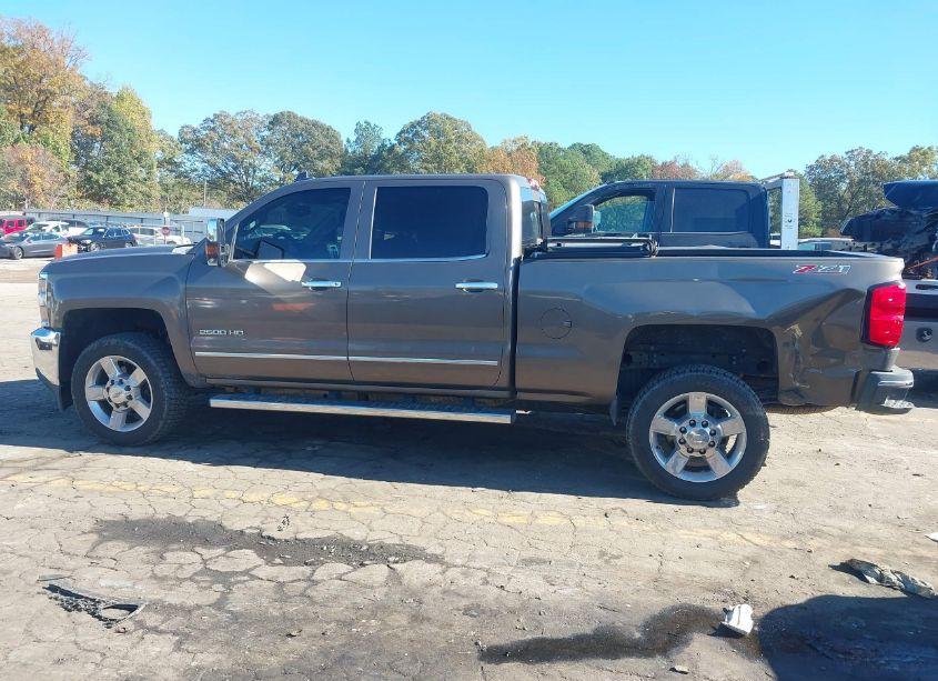 Photo 14 of 2015 Chevrolet Silverado 2500HD LTZ (VIN 1GC1CWEG9FF500989)