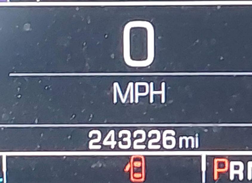 Photo 15 of 2015 Chevrolet Silverado 2500HD LTZ (VIN 1GC1CWEG9FF500989)