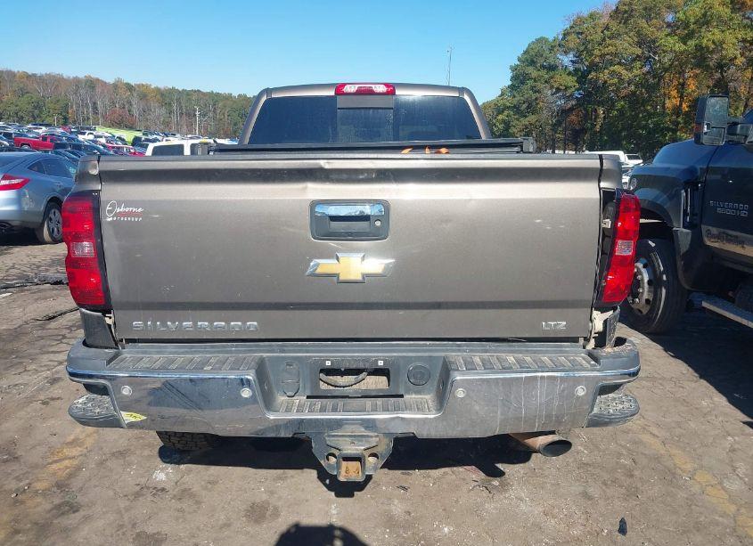 Photo 16 of 2015 Chevrolet Silverado 2500HD LTZ (VIN 1GC1CWEG9FF500989)