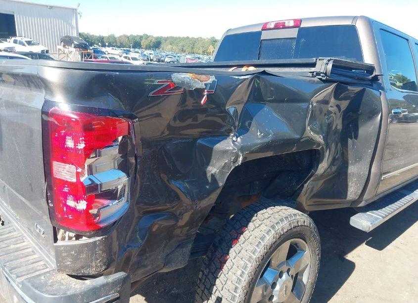 Photo 6 of 2015 Chevrolet Silverado 2500HD LTZ (VIN 1GC1CWEG9FF500989)