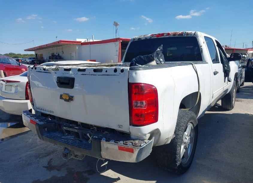 Photo 4 of 2013 Chevrolet Silverado 2500HD LT (VIN 1GC1CXC8XDF185652)