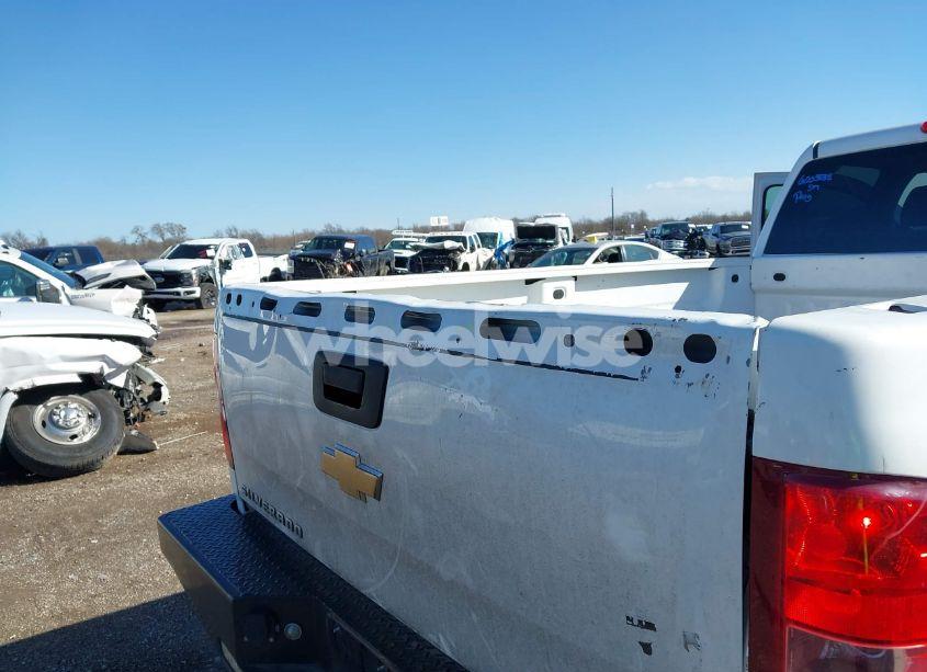 Photo 12 of 2011 Chevrolet Silverado 2500HD LT (VIN 1GC1CXCG8BF259669)