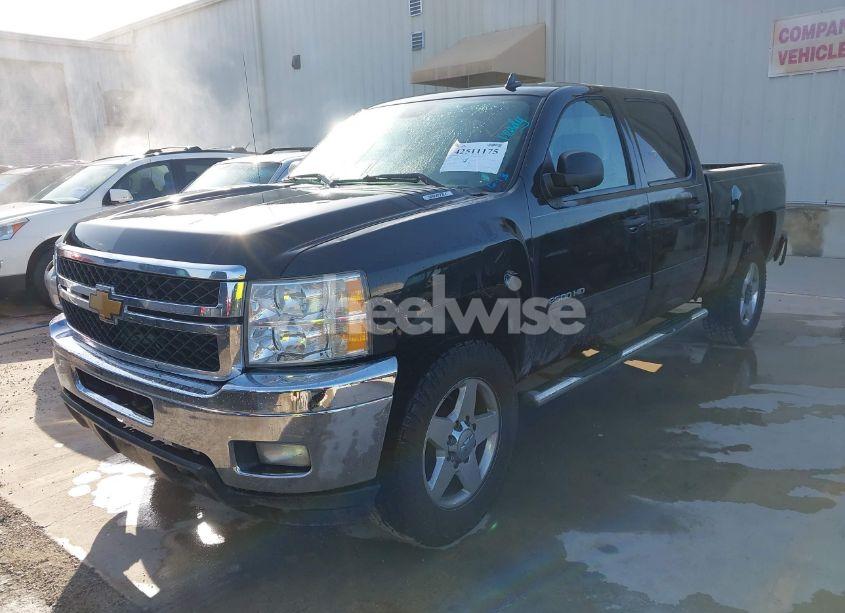 Photo 2 of 2012 Chevrolet Silverado 2500HD LT (VIN 1GC1CXCG8CF228973)