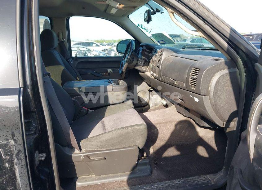 Photo 5 of 2012 Chevrolet Silverado 2500HD LT (VIN 1GC1CXCG8CF228973)