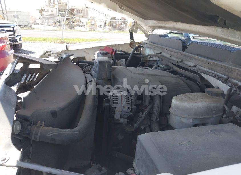 Photo 10 of 2013 Chevrolet Silverado 2500HD LT (VIN 1GC1CXEG0DF121754)