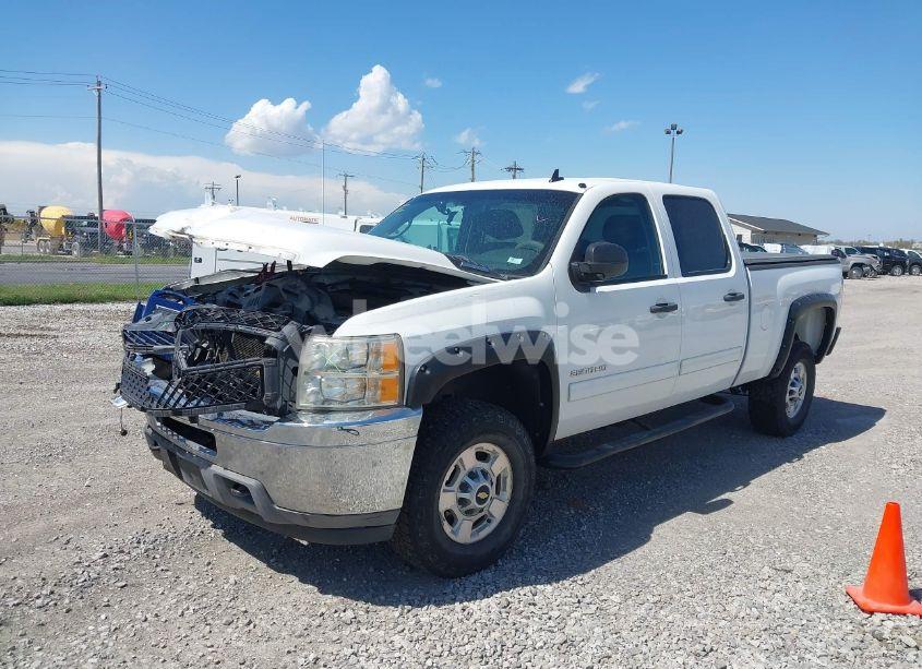 Photo 2 of 2013 Chevrolet Silverado 2500HD LT (VIN 1GC1CXEG0DF121754)