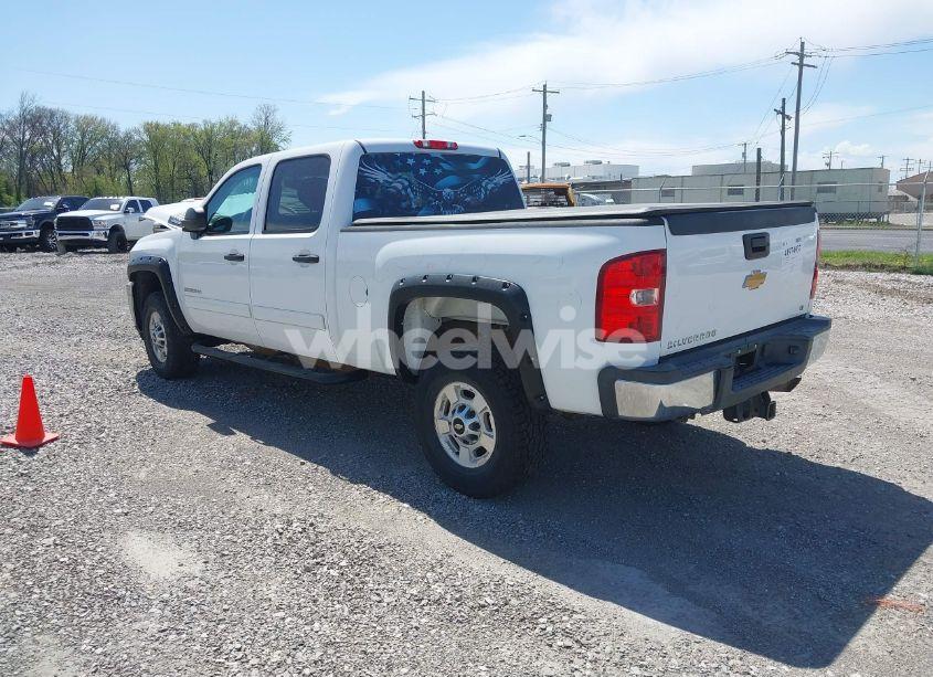 Photo 3 of 2013 Chevrolet Silverado 2500HD LT (VIN 1GC1CXEG0DF121754)