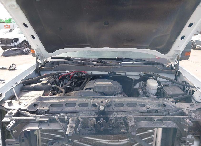 Photo 10 of 2019 Chevrolet Silverado 2500HD WT (VIN 1GC1KREG2KF179764)