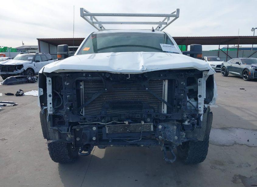 Photo 6 of 2019 Chevrolet Silverado 2500HD WT (VIN 1GC1KREG2KF179764)