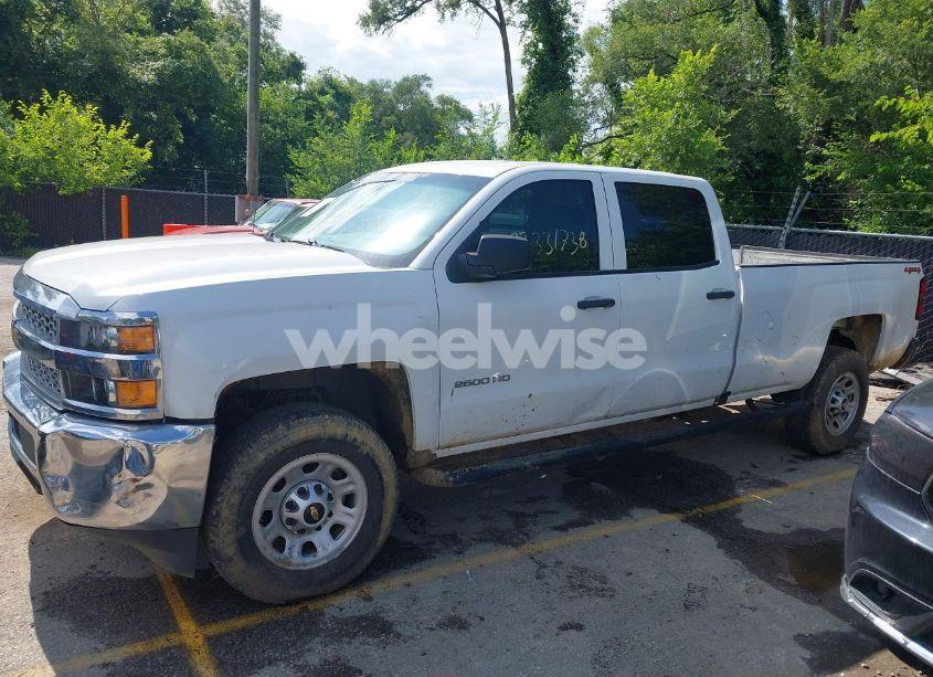 Photo 14 of 2019 Chevrolet Silverado 2500HD WT (VIN 1GC1KREG5KF149870)