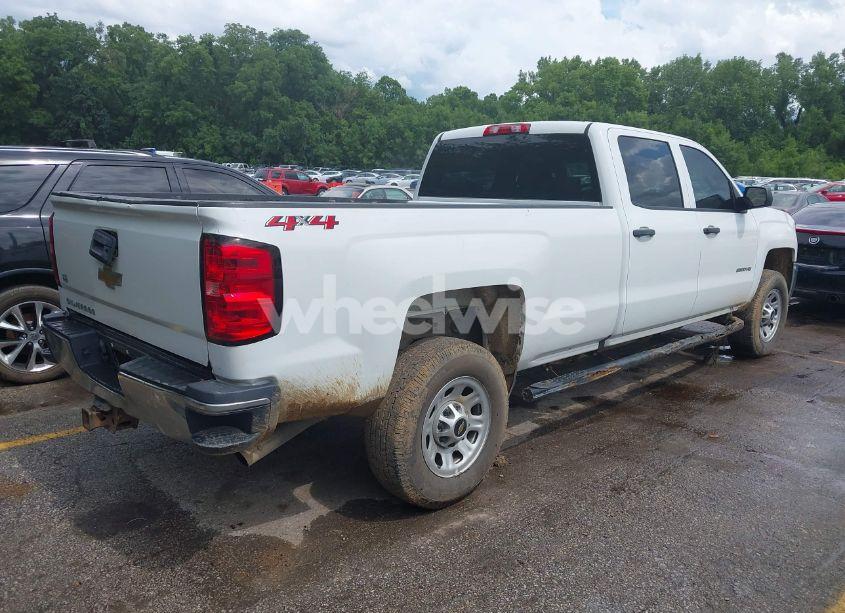 Photo 4 of 2019 Chevrolet Silverado 2500HD WT (VIN 1GC1KREG5KF149870)