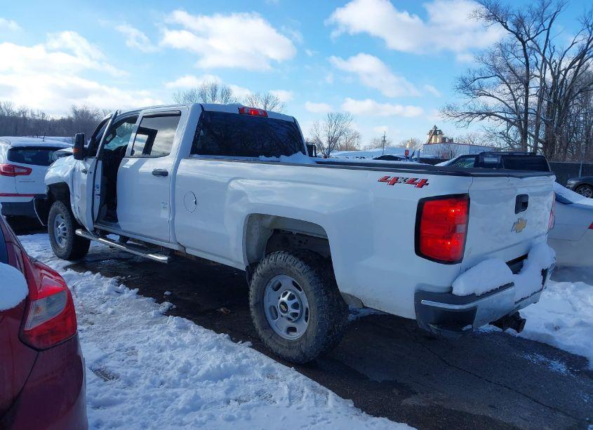 Photo 14 of 2019 Chevrolet Silverado 2500HD WT (VIN 1GC1KREG8KF236081)