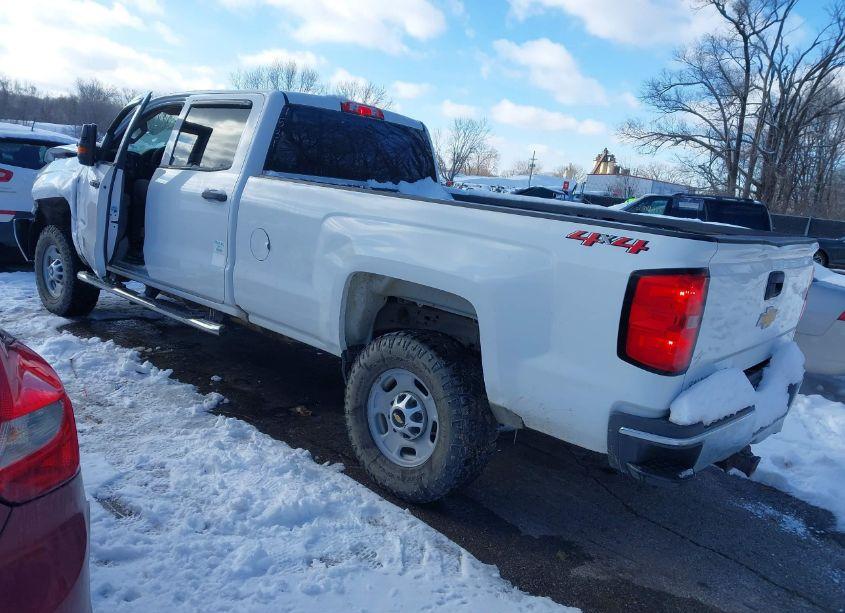 Photo 3 of 2019 Chevrolet Silverado 2500HD WT (VIN 1GC1KREG8KF236081)