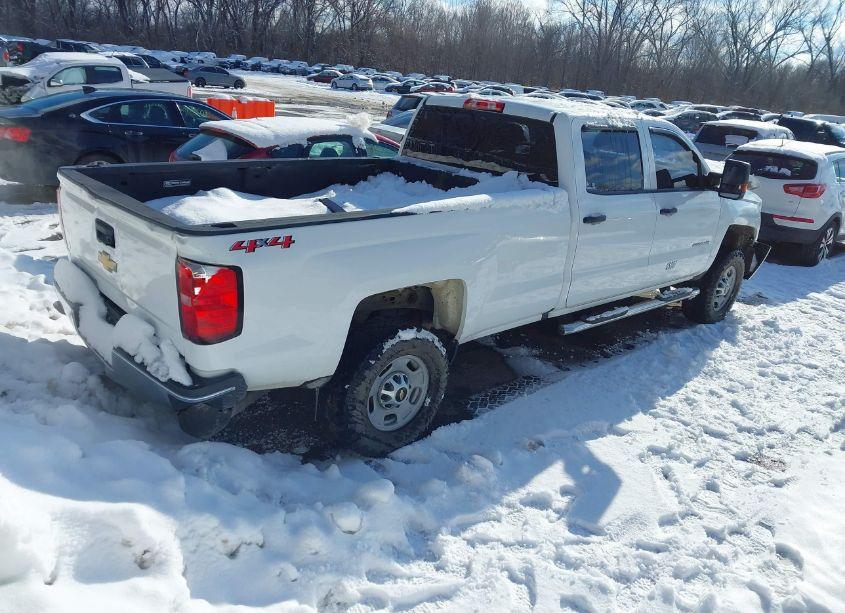 Photo 4 of 2019 Chevrolet Silverado 2500HD WT (VIN 1GC1KREG8KF236081)