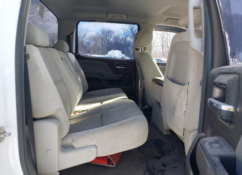 Photo 8 of 2019 Chevrolet Silverado 2500HD WT (VIN 1GC1KREG8KF236081)