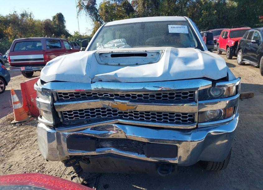 Photo 12 of 2019 Chevrolet Silverado 2500HD WT (VIN 1GC1KREY1KF164620)