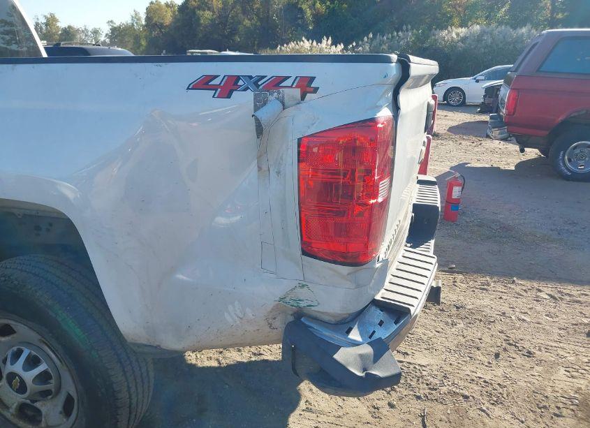 Photo 19 of 2019 Chevrolet Silverado 2500HD WT (VIN 1GC1KREY1KF164620)
