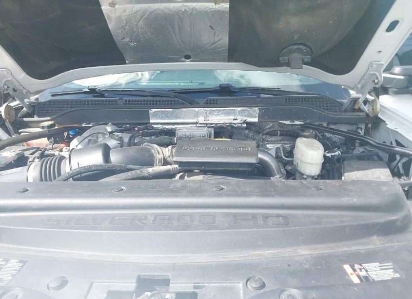 Photo 10 of 2019 Chevrolet Silverado 2500HD WT (VIN 1GC1KREY2KF134574)