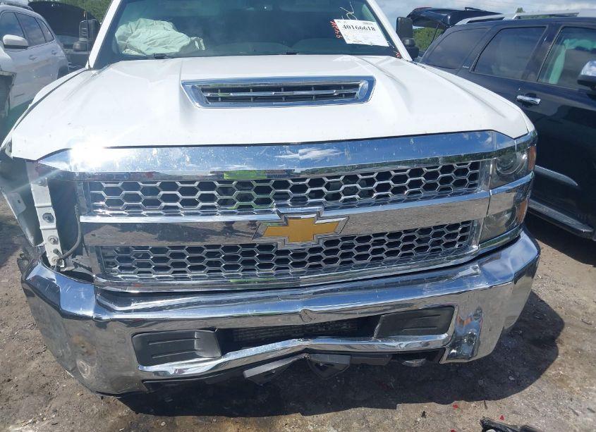 Photo 18 of 2019 Chevrolet Silverado 2500HD WT (VIN 1GC1KREY2KF134574)