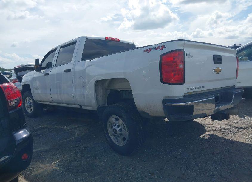 Photo 3 of 2019 Chevrolet Silverado 2500HD WT (VIN 1GC1KREY2KF134574)