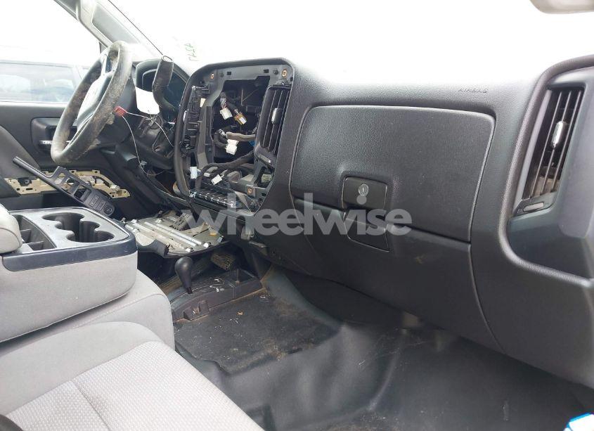 Photo 5 of 2019 Chevrolet Silverado 2500HD WT (VIN 1GC1KREY2KF142979)