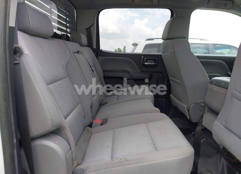 Photo 8 of 2019 Chevrolet Silverado 2500HD WT (VIN 1GC1KREY2KF142979)