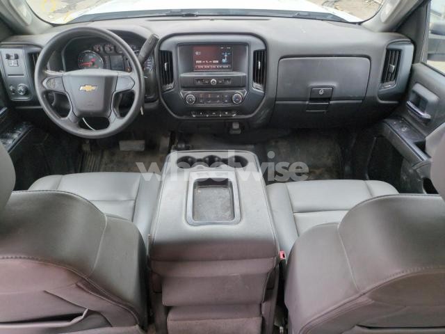 Photo 7 of 2019 CHEVROLET SILVERADO K2500 HEAVY DUTY (VIN 1GC1KREY7KF103126)