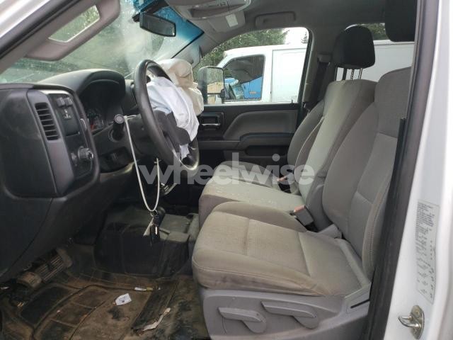 Photo 4 of 2019 CHEVROLET SILVERADO K2500 HEAVY DUTY (VIN 1GC1KREY8KF270739)