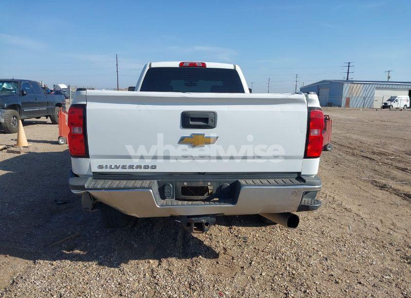 Photo 16 of 2019 Chevrolet Silverado 2500HD WT (VIN 1GC1KREY9KF230248)