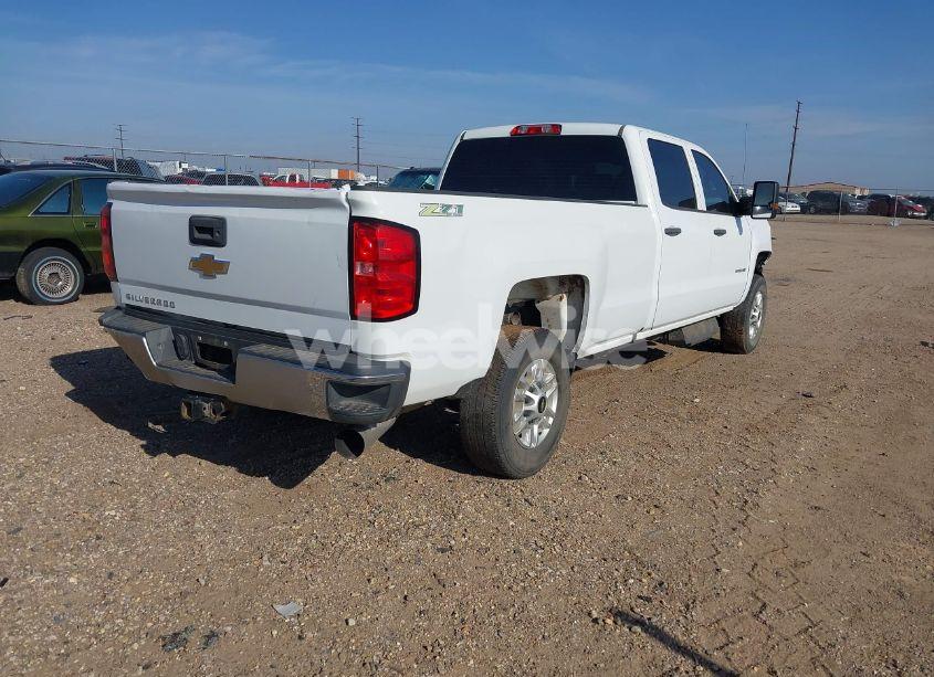 Photo 4 of 2019 Chevrolet Silverado 2500HD WT (VIN 1GC1KREY9KF230248)