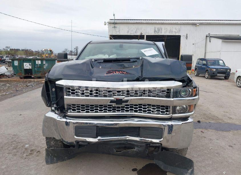 Photo 6 of 2019 Chevrolet Silverado 2500HD WT (VIN 1GC1KREYXKF227732)