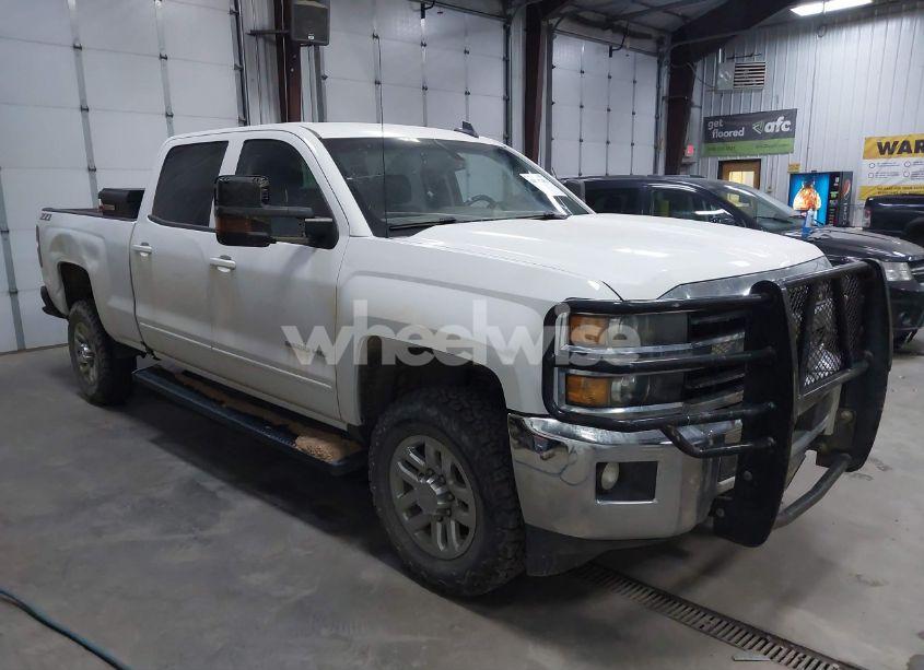 2019 Chevrolet Silverado 2500HD LT (VIN 1GC1KSEG9KF277777) main photo