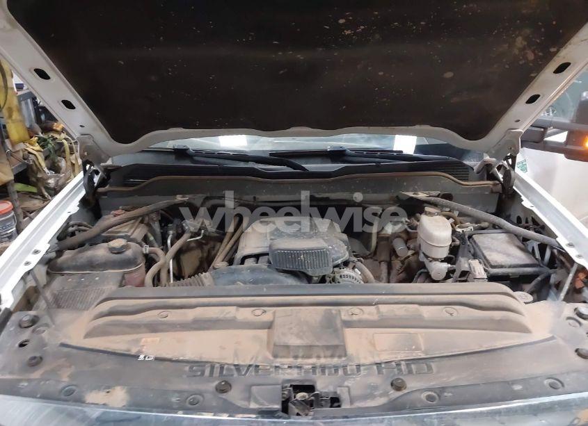 Photo 10 of 2019 Chevrolet Silverado 2500HD LT (VIN 1GC1KSEG9KF277777)